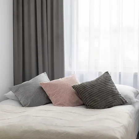 Daire Elegant Zoliborz Next To Metro And Westfield Arkadia By Renters *