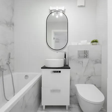 Elegant Zoliborz Next To Metro And Westfield Arkadia By Renters Apartment Warsaw