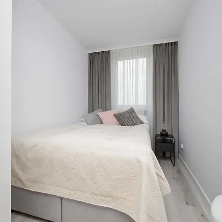 Apartment Elegant Zoliborz Next To Metro And Westfield Arkadia By Renters Warsaw