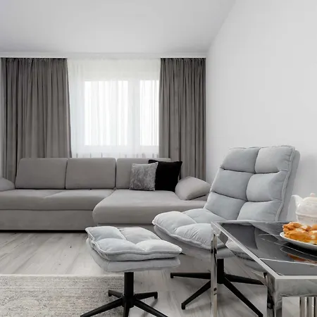 Apartment Elegant Zoliborz Next To Metro And Westfield Arkadia By Renters Warsaw