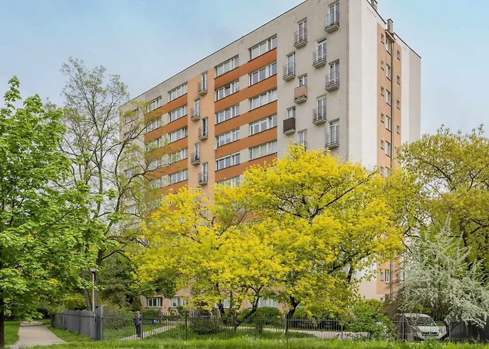 Elegant Zoliborz Next To Metro And Westfield Arkadia By Renters *