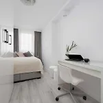 Apartament Elegant Zoliborz Next To Metro And Westfield Arkadia By Renters