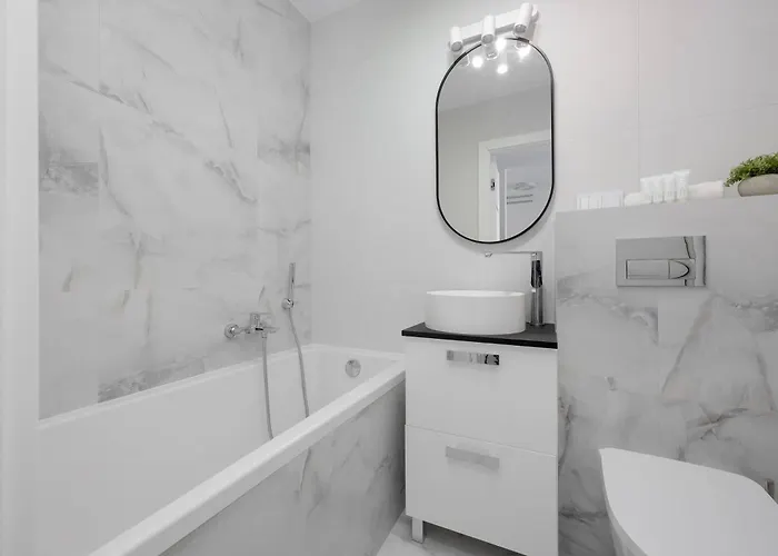 Apartament Elegant Zoliborz Next To Metro And Westfield Arkadia By Renters