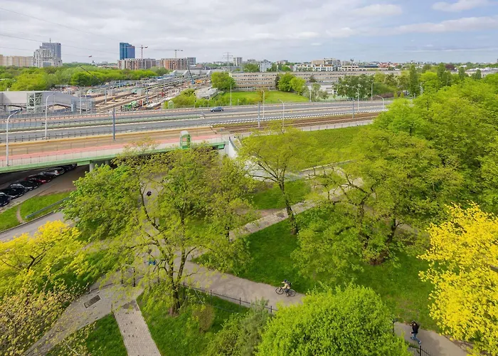 Elegant Zoliborz Next To Metro And Westfield Arkadia By Renters Apartament *